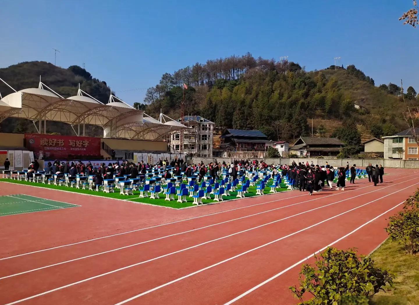 潜江市硅PU学校塑胶跑道 - 厂家